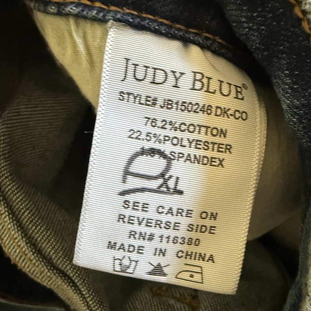 Judy Blue Womens XL Blue Medium Wash High Rise Denim Shorts Summer - Picture 5 of 8